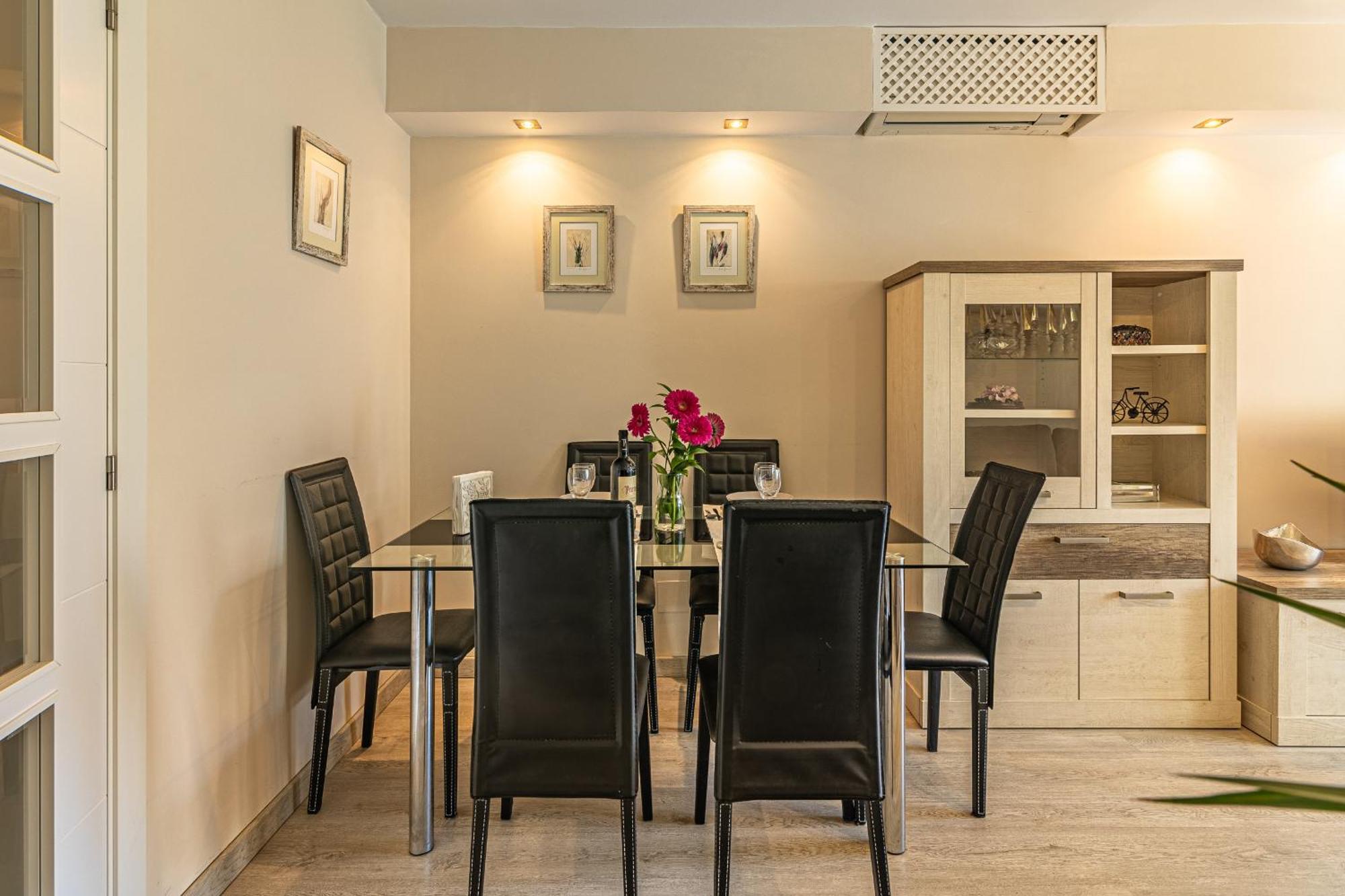 City Center Apartment In Marbella Luaran gambar